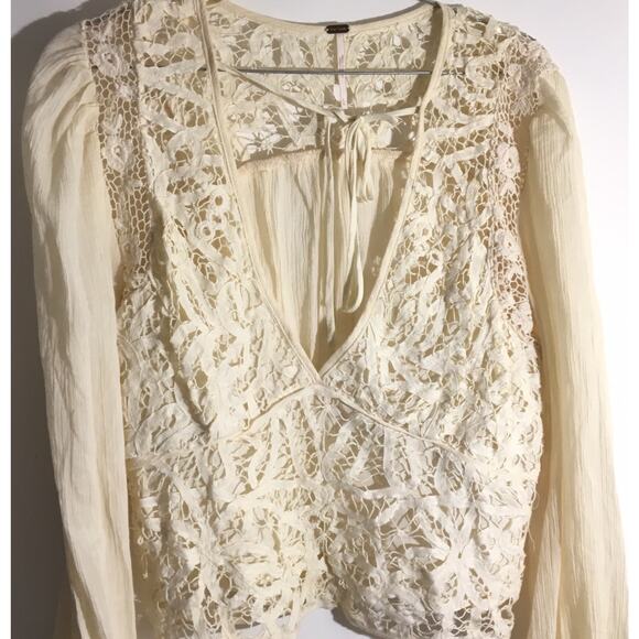 Free People Sorelle Women's Sz Large Cream Tea Lace Exaggerated Sleeve Boho Top - Picture 2 of 5